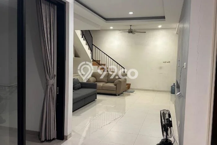 Rumah Strategis Modern Lb 120m2 di Pamulang, Tangerang Selatan Rumah Strategis Modern Lb 120m2 di Pamulang, Tangerang Selatan