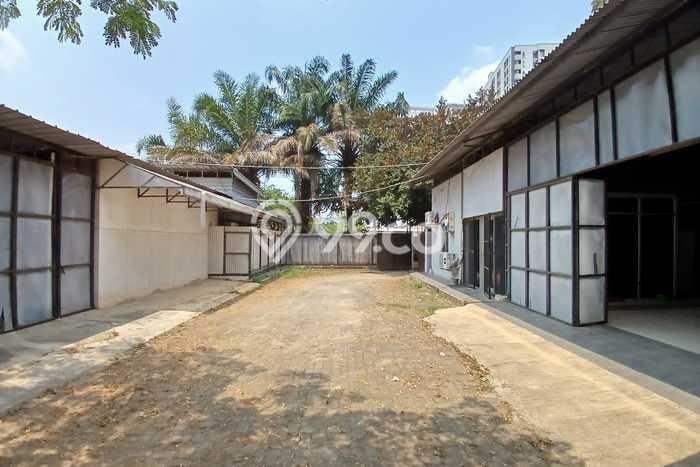 Gudang Bagus LT 3329m2 LB 500m2 Dijual di BSD Tangerang Selatan Gudang Bagus LT 3329m2 LB 500m2 Dijual di BSD Tangerang Selatan