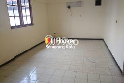Lokasi strategis! Rumah siap pakai dikontrakkan di Semarang Timur LB 480m2 Lokasi strategis! Rumah siap pakai dikontrakkan di Semarang Timur LB 480m2