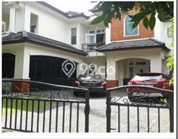 Bisa KPR! Rumah Strategis di Kota Wisata, LT 375m² LB 250m² Bisa KPR! Rumah Strategis di Kota Wisata, LT 375m² LB 250m²