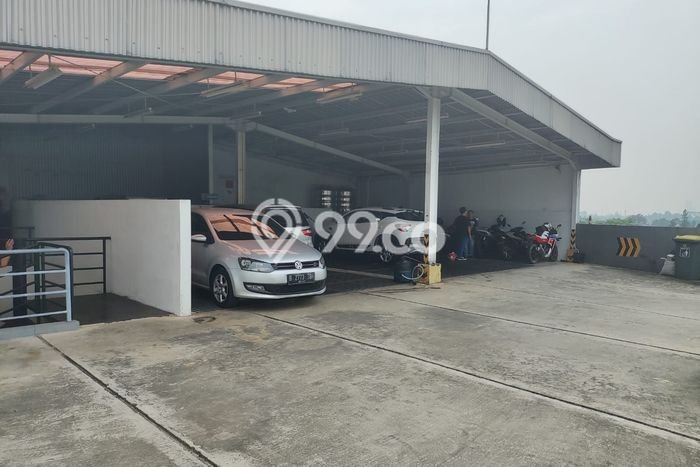 Unit Komersial Dijual di Serpong Tangerang Selatan Luas Bangunan 1800m2 Unit Komersial Dijual di Serpong Tangerang Selatan Luas Bangunan 1800m2