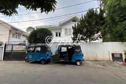 Siap Huni Hunian Elit 4 Kamar di Mampang Prapatan Dekat ke Mana Saja Siap Huni Hunian Elit 4 Kamar di Mampang Prapatan Dekat ke Mana Saja