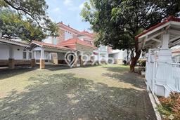 Siap Huni Rumah Mewah 5 Kamar di Tanjung Barat Dekat ke Mana Pun Siap Huni Rumah Mewah 5 Kamar di Tanjung Barat Dekat ke Mana Pun