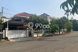 Jual Rumah Luas Elegan Dengan View Eksklusif di Lebak Bulus, Jakarta Selatan Jual Rumah Luas Elegan Dengan View Eksklusif di Lebak Bulus, Jakarta Selatan