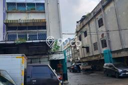 Ruko Bagus Dijual LB 425m2 Lokasi Strategis Jakarta Barat Area Cocok untuk Berbisnis Ruko Bagus Dijual LB 425m2 Lokasi Strategis Jakarta Barat Area Cocok untuk Berbisnis