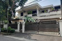 Rumah Luxury Modern Tanpa Renovasi di Lebak Bulus Jakarta Selatan Rumah Luxury Modern Tanpa Renovasi di Lebak Bulus Jakarta Selatan