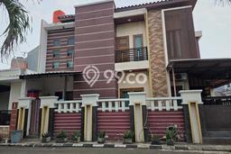Rumah Modern Minimalis 3 KT Bisa Langsung Pindah di Cipondoh Rumah Modern Minimalis 3 KT Bisa Langsung Pindah di Cipondoh