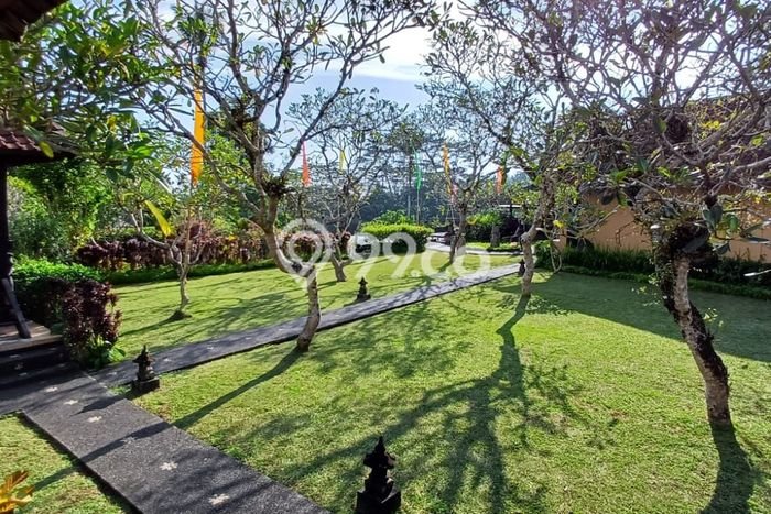 Unit Komersial Dijual di Ubud Gianyar Luas Bangunan 8000m2 Unit Komersial Dijual di Ubud Gianyar Luas Bangunan 8000m2