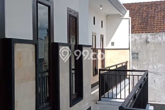 Rumah Mewah LB 250m2 Siap Huni Desain Elegan di Kerobokan, Badung Rumah Mewah LB 250m2 Siap Huni Desain Elegan di Kerobokan, Badung