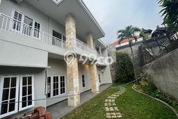 FOR SALE! Vila di , Luas 500m2m², Lokasi Strategis FOR SALE! Vila di , Luas 500m2m², Lokasi Strategis