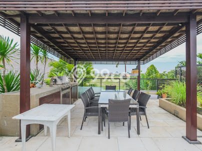 Rumah Kawasan Cemagi, LT 446m², LB 420m² Rumah Kawasan Cemagi, LT 446m², LB 420m²