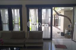 Hunian Asri Renon, Lingkungan Tenang - LT 400m² Hunian Asri Renon, Lingkungan Tenang - LT 400m²
