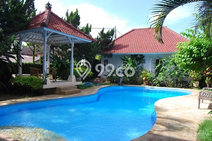 HARGA SPECIAL! Rumah Strategis lokasi Kesiman, LT 1150m² Bangunan 800m² HARGA SPECIAL! Rumah Strategis lokasi Kesiman, LT 1150m² Bangunan 800m²