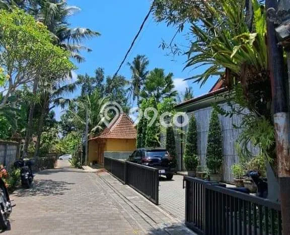 Rumah Lokasi Strategis di Lodtunduh, Gianyar, Luas 500m2m² Bangunan 200m2m² Rumah Lokasi Strategis di Lodtunduh, Gianyar, Luas 500m2m² Bangunan 200m2m²