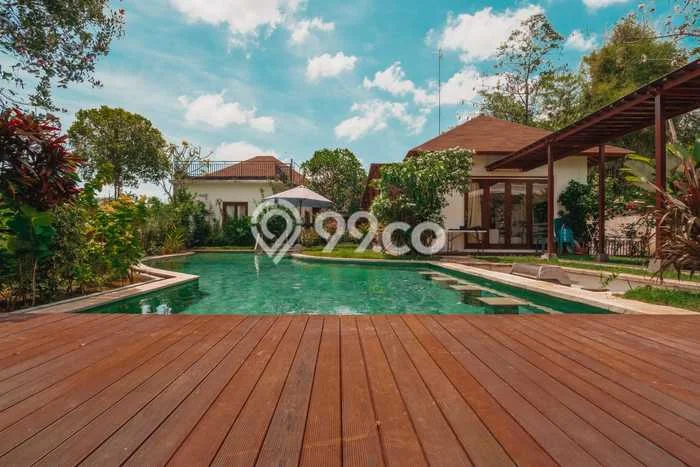 Ready to Use! Luxury House LT 1240m2 Desain Modern di Puri Gading Ready to Use! Luxury House LT 1240m2 Desain Modern di Puri Gading