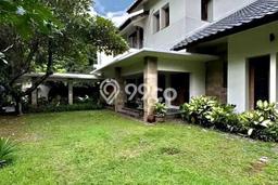 Rumah 5 Kamar Siap Huni Dikontrakkan di Kebayoran Baru Harga Kompetitif Rumah 5 Kamar Siap Huni Dikontrakkan di Kebayoran Baru Harga Kompetitif