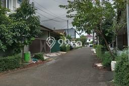 For Sale Hunian Rumah Terawat 3 KT di Bintaro, Tangerang Selatan For Sale Hunian Rumah Terawat 3 KT di Bintaro, Tangerang Selatan
