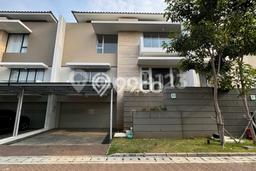Dijual Rumah Luas Megah Dengan View Cantik di Golf Island, Jakarta Utara Dijual Rumah Luas Megah Dengan View Cantik di Golf Island, Jakarta Utara
