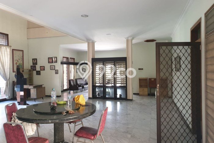 Jual Rumah Luas Megah Dengan View Cantik di Darmo permai, Surabaya Jual Rumah Luas Megah Dengan View Cantik di Darmo permai, Surabaya
