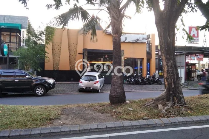 Komersial Dijual di Prime Area Surabaya Luas 450m2 Komersial Dijual di Prime Area Surabaya Luas 450m2