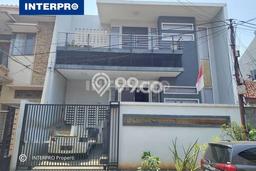 Jual Rumah Mewah Megah Dengan View Cantik di Green Ville, Jakarta Barat Jual Rumah Mewah Megah Dengan View Cantik di Green Ville, Jakarta Barat