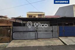 Rumah Modern 3 KT di Taman Kota Jakarta Barat Semi Furnished Rumah Modern 3 KT di Taman Kota Jakarta Barat Semi Furnished