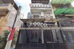 Jual Rumah Eksklusif 4 KT di Tanjung Duren, Jakarta Barat Jual Rumah Eksklusif 4 KT di Tanjung Duren, Jakarta Barat