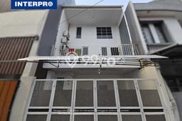Rumah Modern 3 KT di Tanjung Duren Jakarta Barat Unfurnished Rumah Modern 3 KT di Tanjung Duren Jakarta Barat Unfurnished