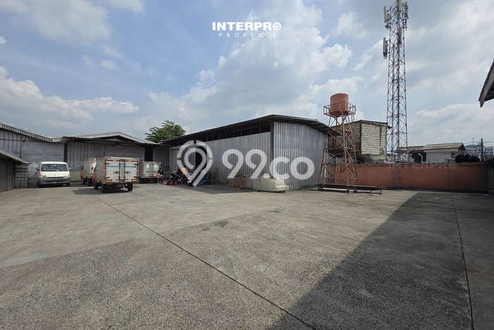 Unit Gudang Dijual di Jakarta Barat LT 3304m2 & LB 1683m2 Unit Gudang Dijual di Jakarta Barat LT 3304m2 & LB 1683m2