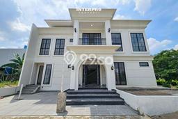 Hunian Mewah LB 336m2 Siap Pakai Desain Elegan di Srengseng, Jakarta Barat Hunian Mewah LB 336m2 Siap Pakai Desain Elegan di Srengseng, Jakarta Barat