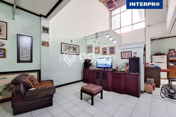 Dijual Hunian Rumah Nyaman 5 KT di Meruya, Jakarta Barat Dijual Hunian Rumah Nyaman 5 KT di Meruya, Jakarta Barat