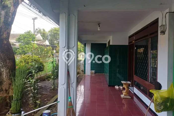 Rumah Strategis Minimalis Lb 300m2 di Kaliwates, Jember Rumah Strategis Minimalis Lb 300m2 di Kaliwates, Jember