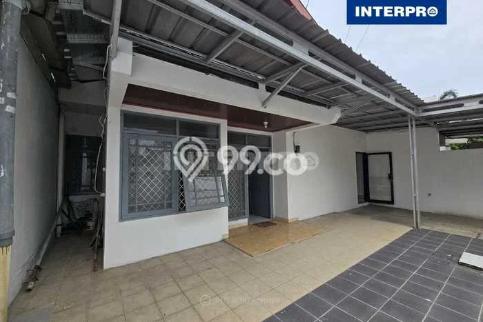 Jual Rumah Luas Megah Dengan View Eksklusif di Taman Surya, Jakarta Barat Jual Rumah Luas Megah Dengan View Eksklusif di Taman Surya, Jakarta Barat