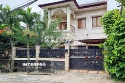 Jual Rumah Mewah Megah Dengan View Cantik di Kav DKI, Jakarta Barat Jual Rumah Mewah Megah Dengan View Cantik di Kav DKI, Jakarta Barat
