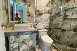 Apartemen Disewakan 3 Kamar Murah Siap Huni di Jakarta Barat, Luas 150m2 Apartemen Disewakan 3 Kamar Murah Siap Huni di Jakarta Barat, Luas 150m2