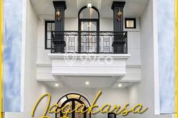 Rumah Modern Cantik 3 Kamar Bisa Langsung Pindah di Jagakarsa Rumah Modern Cantik 3 Kamar Bisa Langsung Pindah di Jagakarsa
