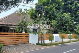 Dijual Rumah Premium dengan Fasilitas Sekitar Komplit di Cilandak, Jakarta Selatan Dijual Rumah Premium dengan Fasilitas Sekitar Komplit di Cilandak, Jakarta Selatan