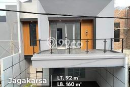 Hunian Cantik Minimalis Lb 160m2 di Jagakarsa, Jakarta Selatan Hunian Cantik Minimalis Lb 160m2 di Jagakarsa, Jakarta Selatan