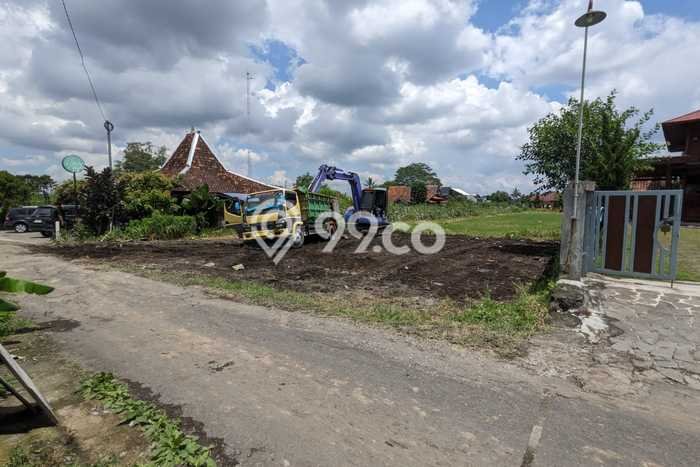 Tanah di Caturtunggal, Luas 160m², Area Komersial Tanah di Caturtunggal, Luas 160m², Area Komersial
