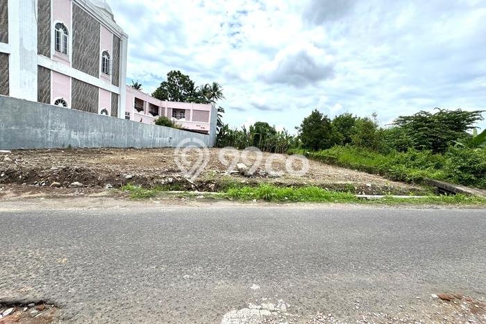 Tanah Strategis Dijual di Depok Sleman 150m2 Tanah Strategis Dijual di Depok Sleman 150m2