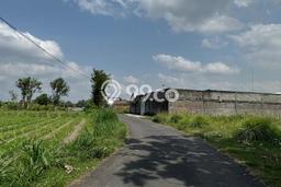 Tanah Lokasi Strategis di Sleman, Luas 159m², Akses ke Fasilitas Umum Tanah Lokasi Strategis di Sleman, Luas 159m², Akses ke Fasilitas Umum