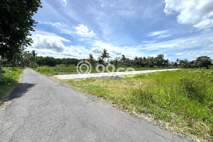 Kavling Tanah untuk Dijual di Kaliurang, Yogyakarta, Luas 126m2 Kavling Tanah untuk Dijual di Kaliurang, Yogyakarta, Luas 126m2