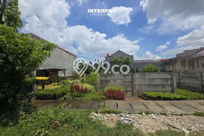 Tanah Dijual Lokasi Strategis di Jakarta Barat dengan Luas 250m2 Tanah Dijual Lokasi Strategis di Jakarta Barat dengan Luas 250m2