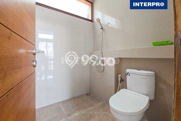 Dijual Rumah Mewah Exclusive di Kebon Jeruk, Jakarta Barat Dijual Rumah Mewah Exclusive di Kebon Jeruk, Jakarta Barat