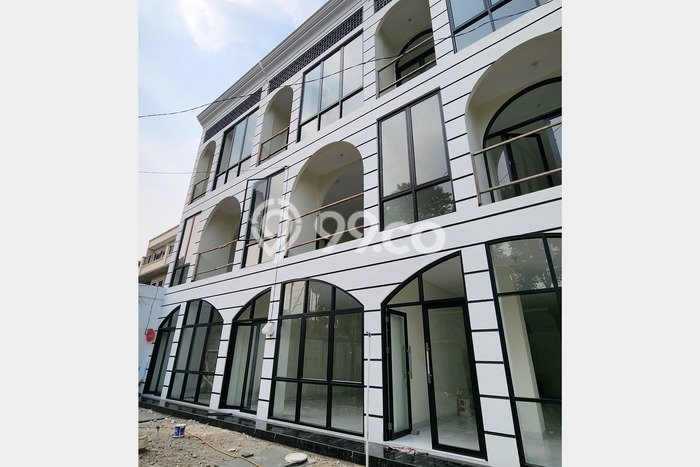Ruko Bagus Dijual LB 210m2 Lokasi Strategis Jakarta Barat Area Cocok untuk Berbisnis Ruko Bagus Dijual LB 210m2 Lokasi Strategis Jakarta Barat Area Cocok untuk Berbisnis