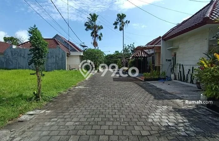 Rumah Sewa Badung LT 52m2 LB 80m2 Area Canggu Rumah Sewa Badung LT 52m2 LB 80m2 Area Canggu