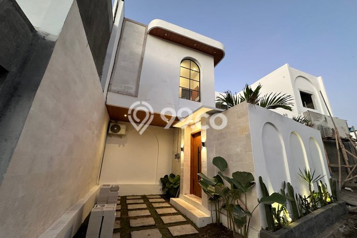 Vila Kawasan , Area 165m2m², Akses Mudah Pusat Kota Vila Kawasan , Area 165m2m², Akses Mudah Pusat Kota