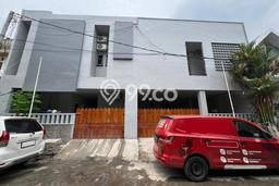 Unit Kost Dijual di Ketintang dengan 27 Kamar Kawasan Strategis Unit Kost Dijual di Ketintang dengan 27 Kamar Kawasan Strategis