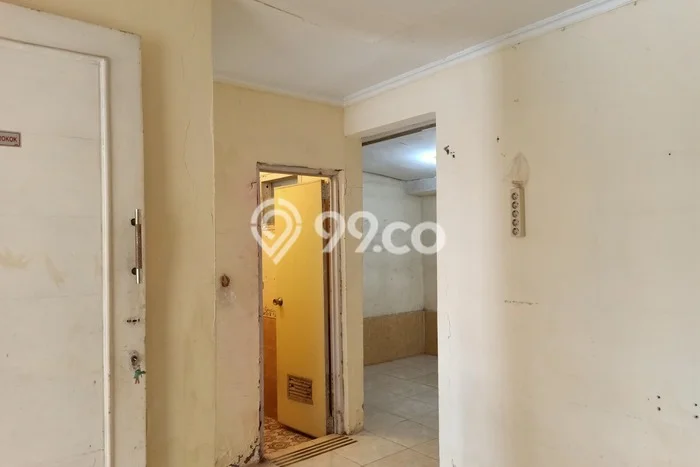 Hunian Strategis 2 KT LB 40m2 Kondisi Bagus di Medokan Ayu Hunian Strategis 2 KT LB 40m2 Kondisi Bagus di Medokan Ayu
