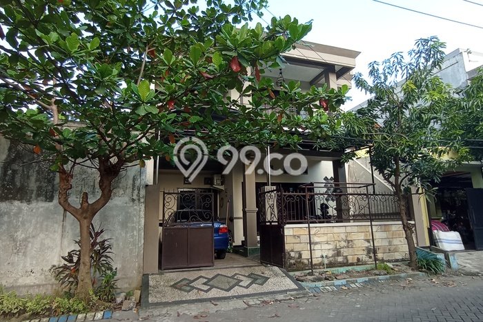 For Sale Rumah 4 Kamar Lokasi Ideal Bagus dan Strategis di Sidoarjo For Sale Rumah 4 Kamar Lokasi Ideal Bagus dan Strategis di Sidoarjo
